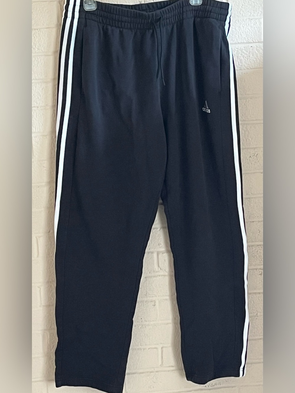 Adidas Men’s Black Sweatpants XL